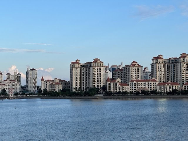 Pebble Bay